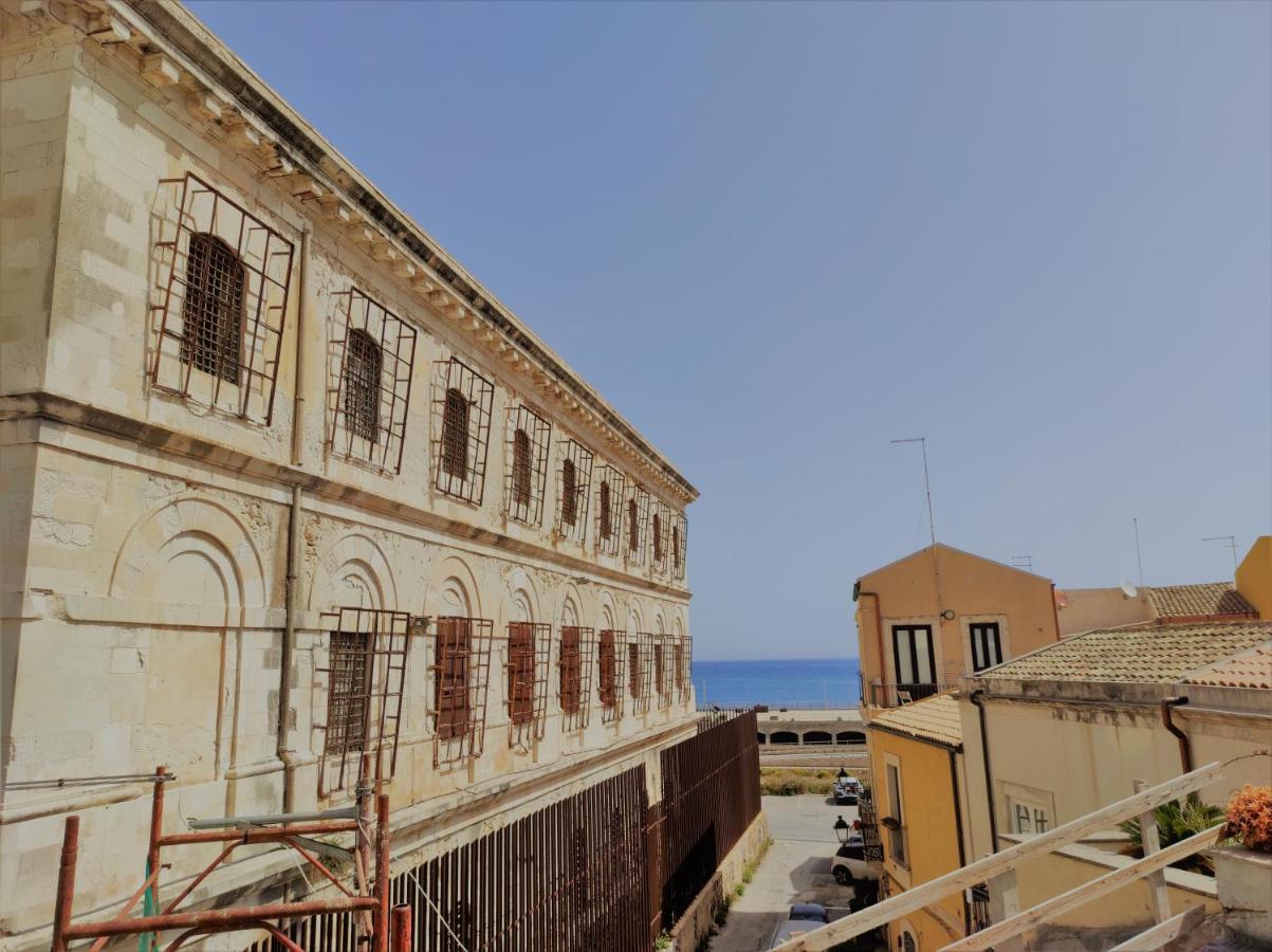 Suite Bagnara- Ortigia Holidays Syrakuzy Zewnętrze zdjęcie
